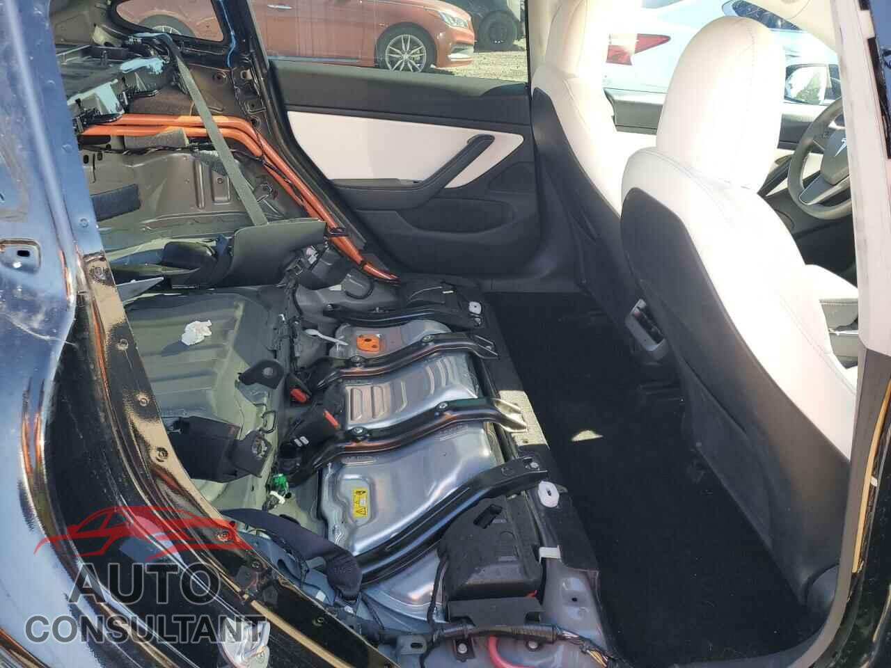 TESLA MODEL 3 2020 - 5YJ3E1EA4LF806743