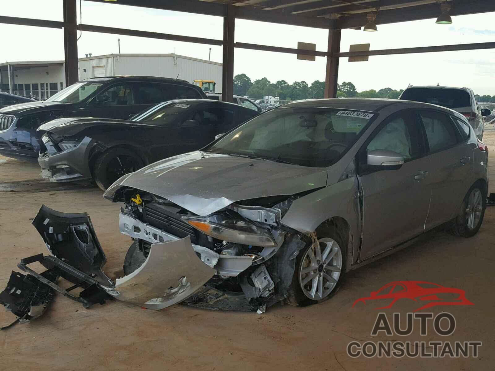 FORD FOCUS 2017 - 1FADP3K27HL317092