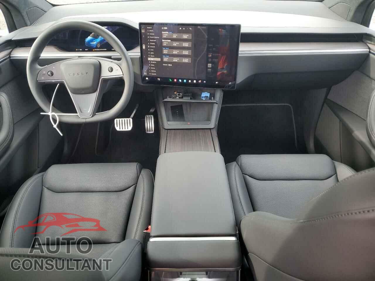 TESLA MODEL X 2024 - 7SAXCBE57RF434858