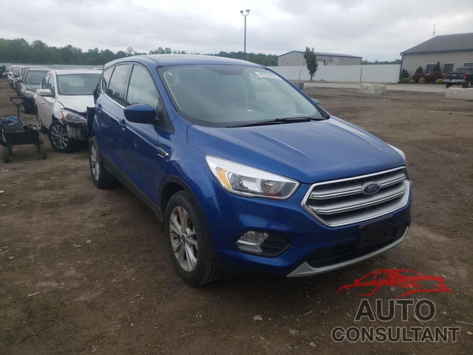 FORD ESCAPE 2017 - 1FMCU9GD2HUC35658