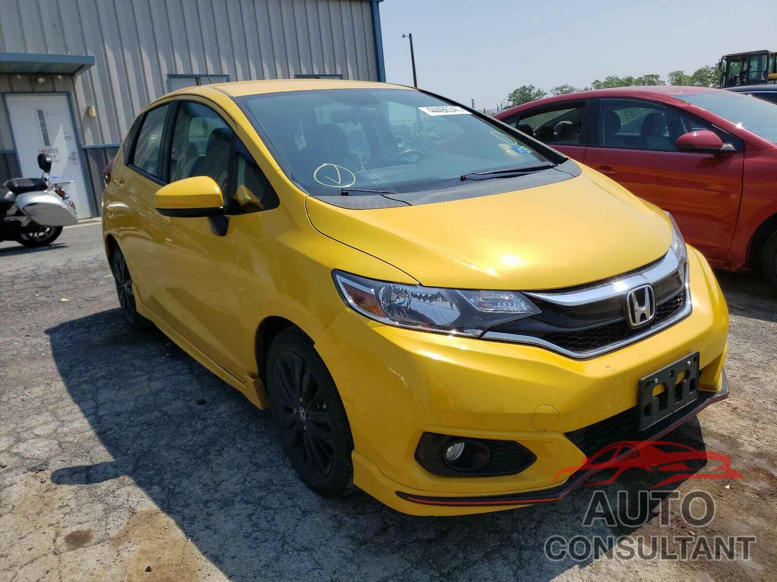 HONDA FIT 2018 - 3HGGK5G69JM711275