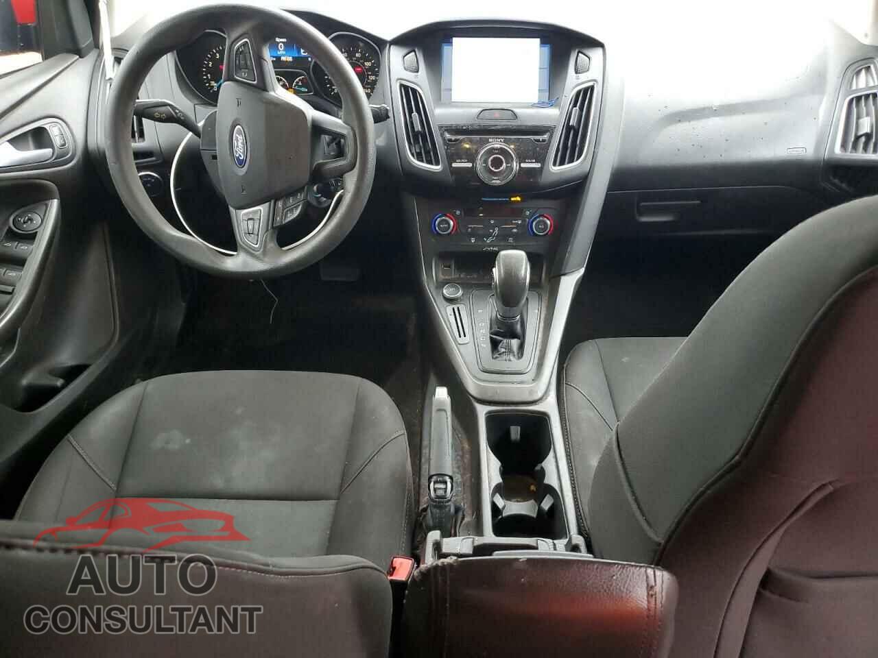 FORD FOCUS 2017 - 1FADP3M24HL256541