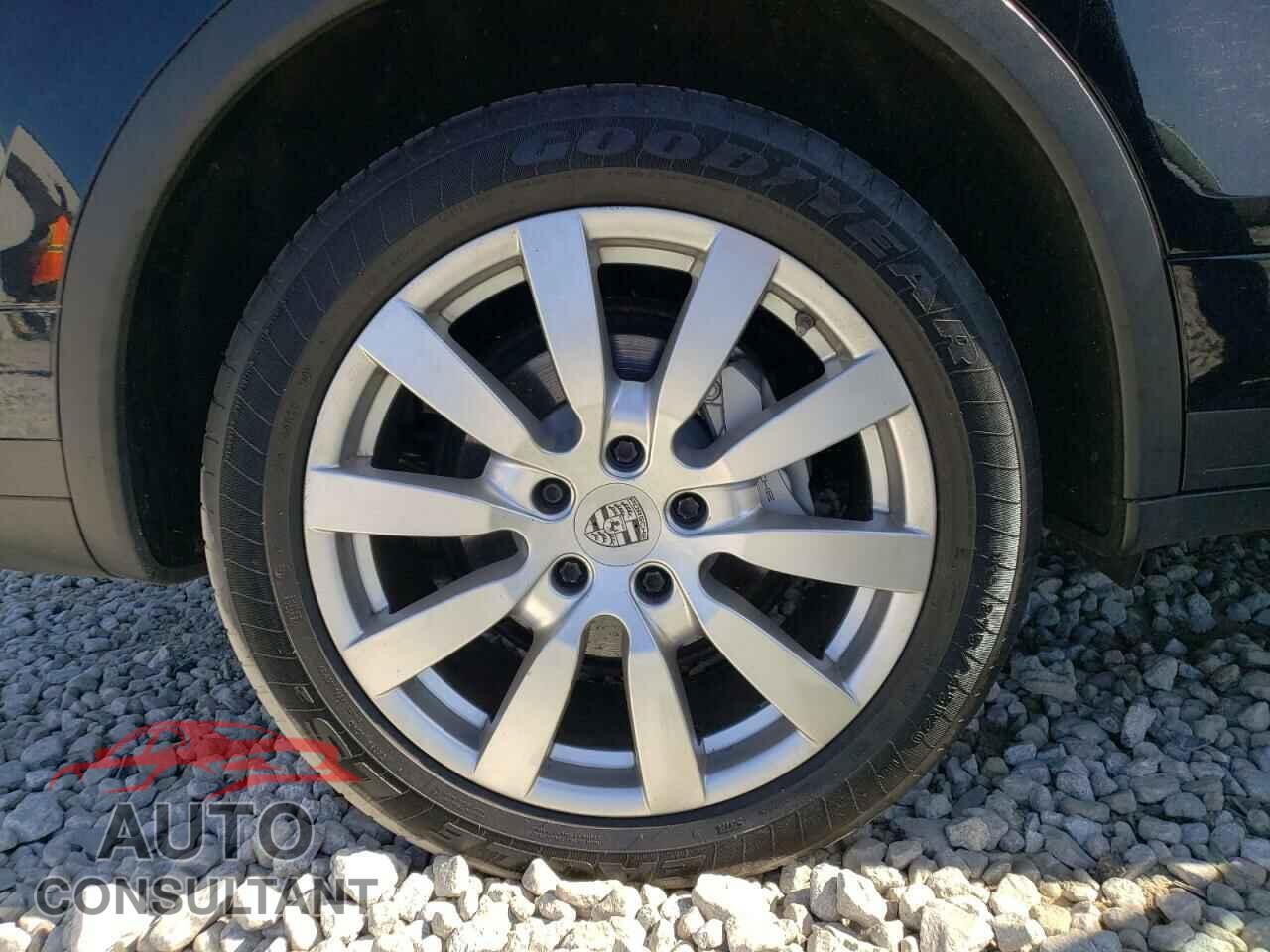 PORSCHE CAYENNE 2017 - WP1AB2A23HLA51723
