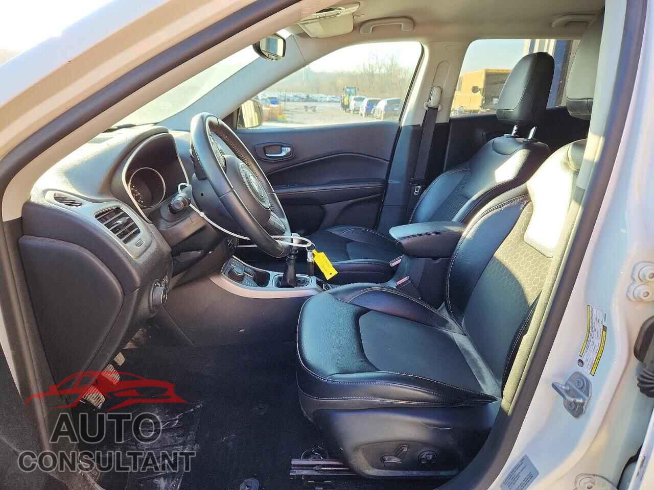 JEEP COMPASS 2017 - 3C4NJDBB2HT650858