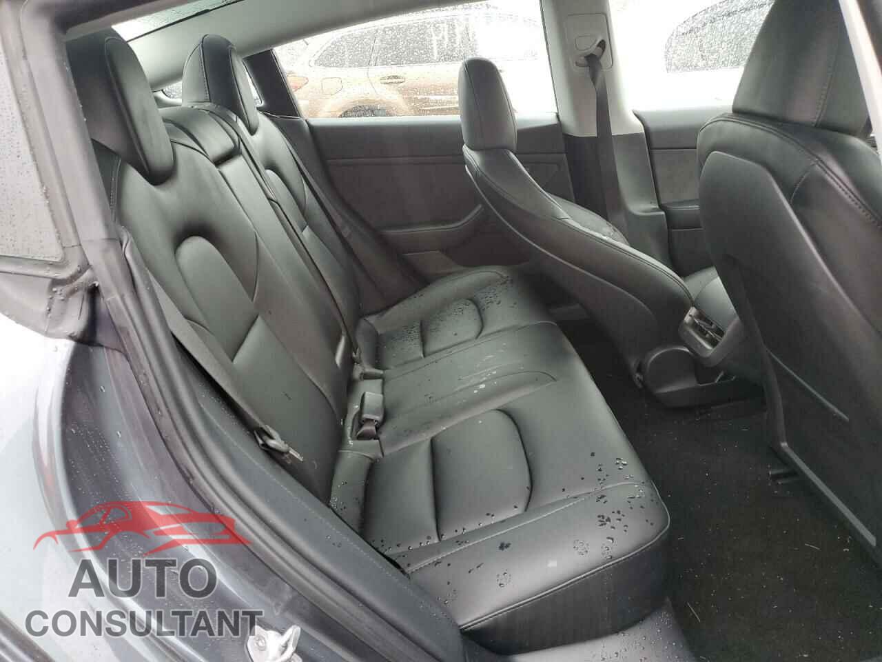 TESLA MODEL 3 2023 - 5YJ3E1EA1PF638033