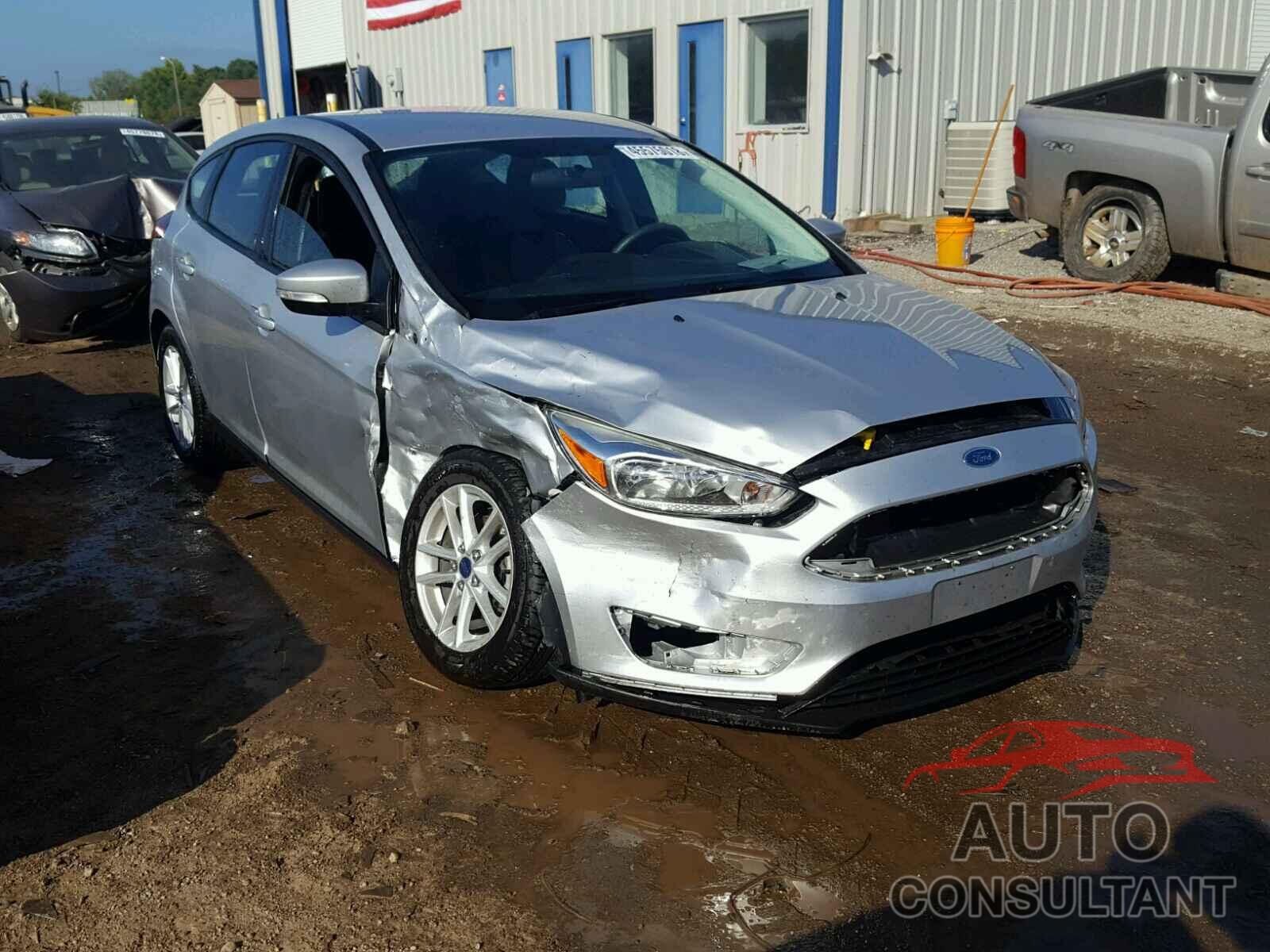 FORD FOCUS 2015 - 1FADP3K22FL315599