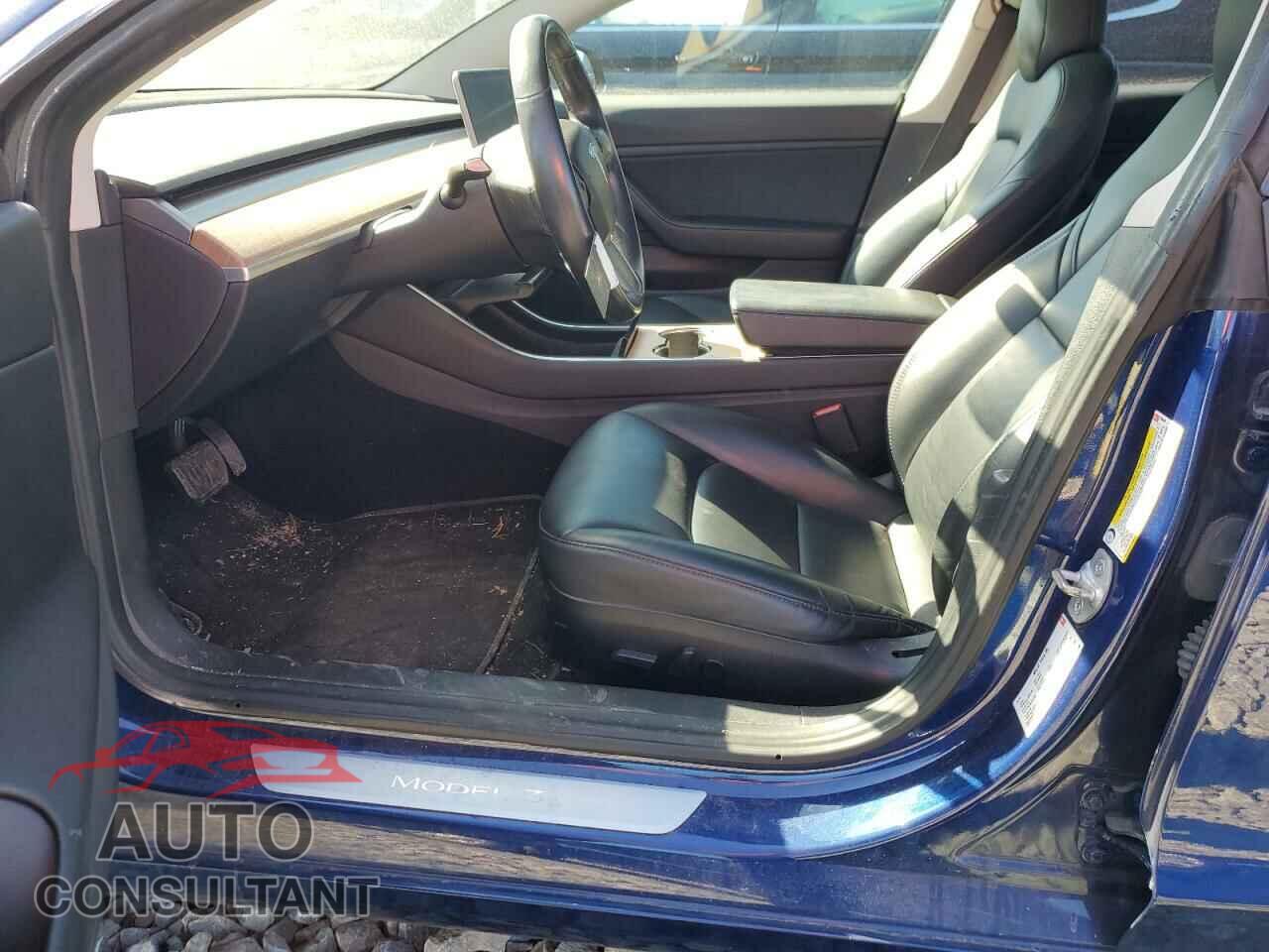 TESLA MODEL 3 2018 - 5YJ3E1EBXJF120440