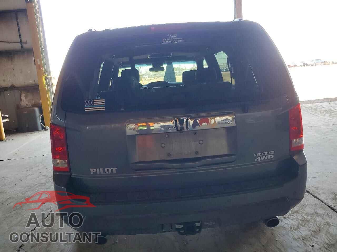 HONDA PILOT 2011 - 5FNYF4H91BB100527