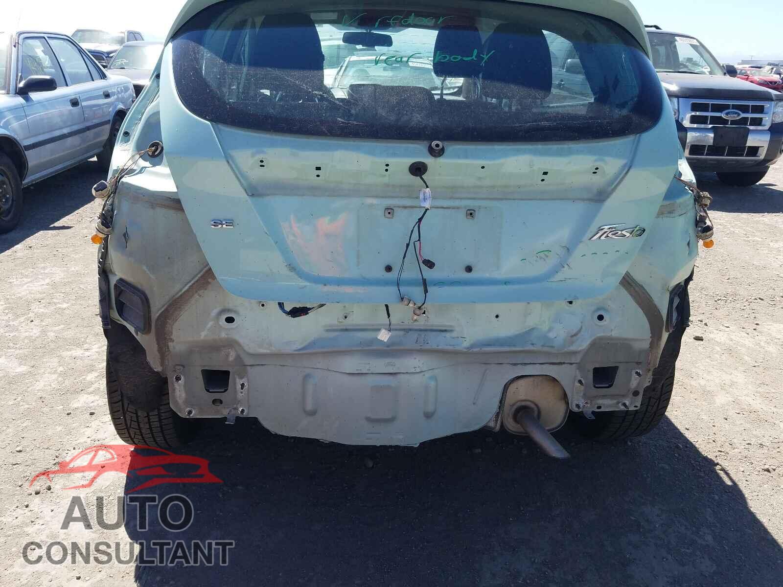 FORD FIESTA 2017 - 3FADP4EJ5HM123006