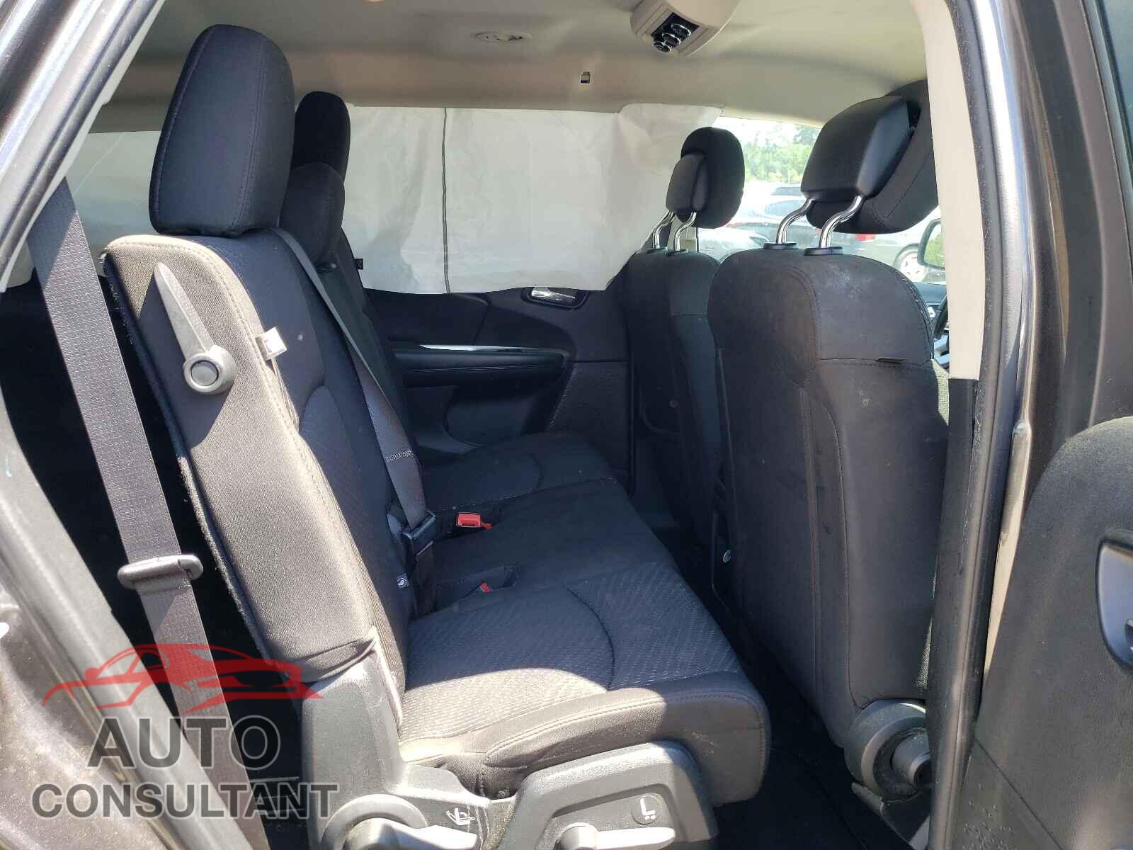 DODGE JOURNEY 2016 - 3C4PDCAB4GT215155
