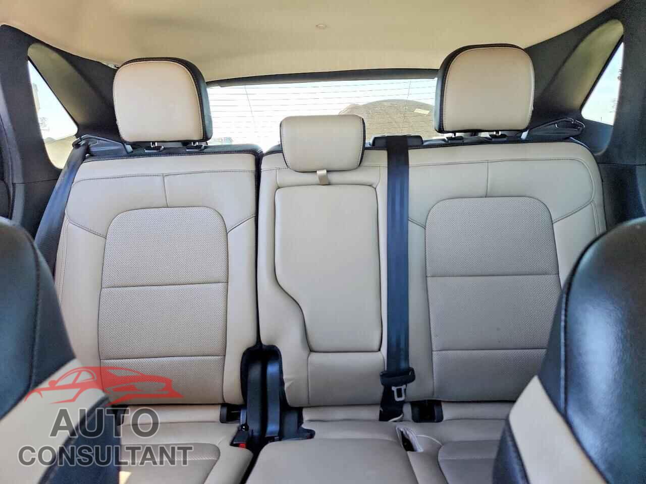 FORD ESCAPE 2020 - 1FMCU0DZ3LUA39622