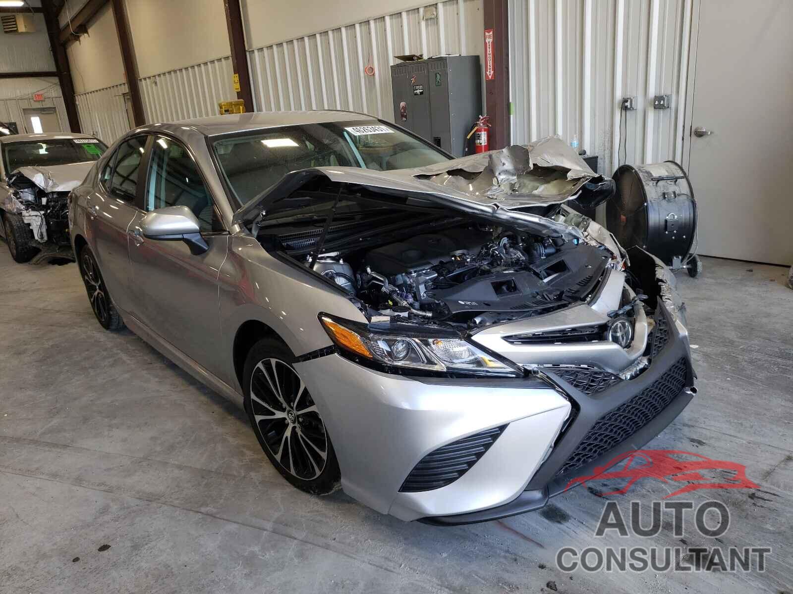 TOYOTA CAMRY 2019 - 4T1B11HK0KU813556