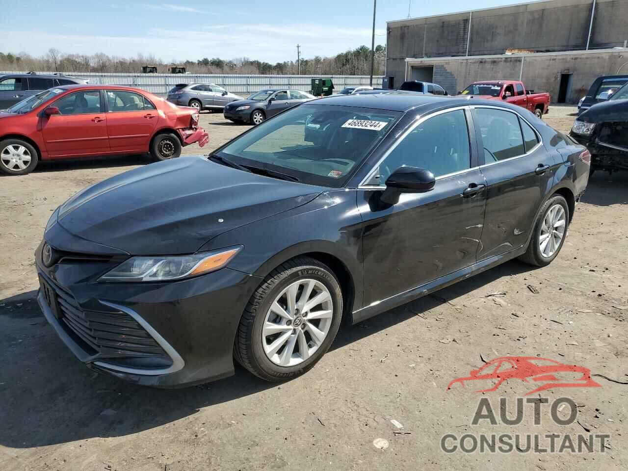 TOYOTA CAMRY 2022 - 4T1C11AK5NU649482