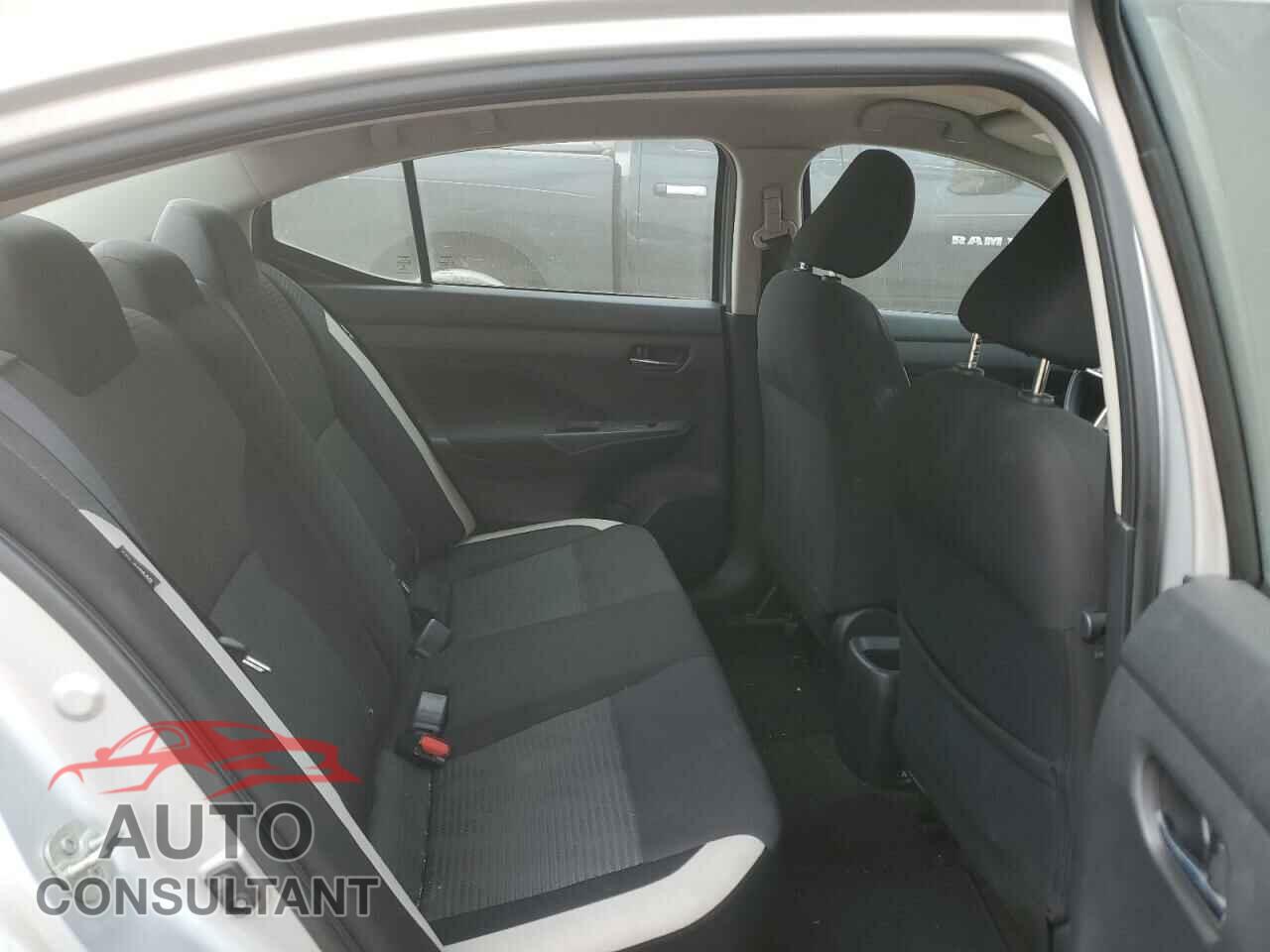 NISSAN VERSA 2021 - 3N1CN8EV4ML890239