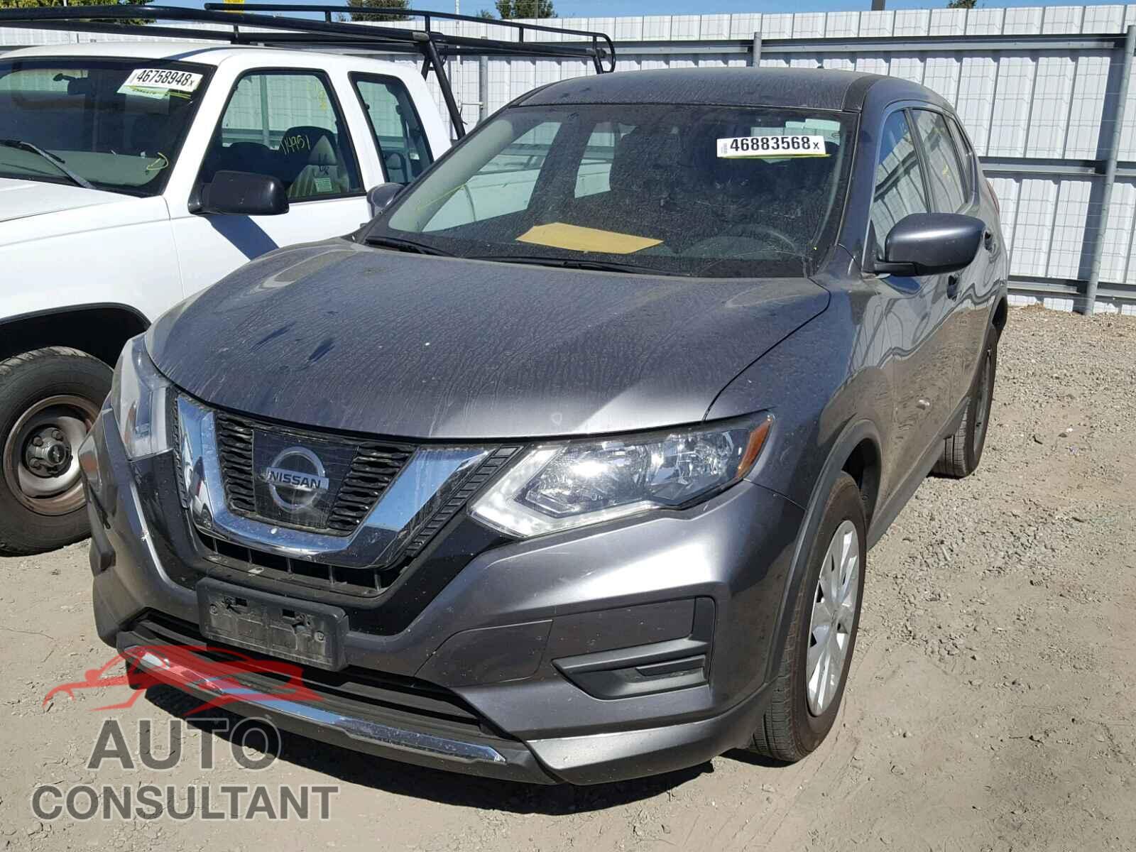 NISSAN ROGUE S 2017 - KNMAT2MT6HP584029
