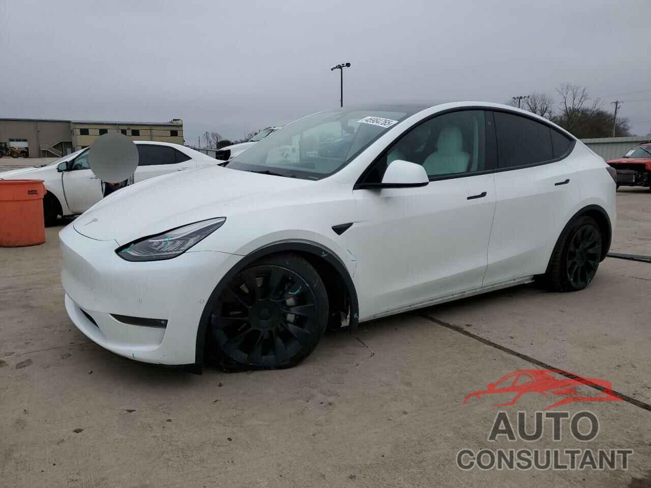 TESLA MODEL Y 2021 - 5YJYGDEE8MF269865