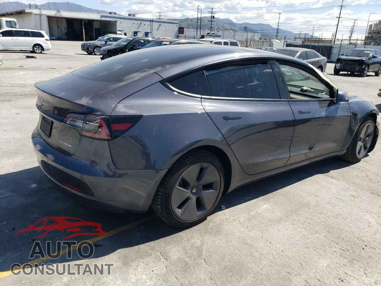 TESLA MODEL 3 2022 - 5YJ3E1EB6NF114611