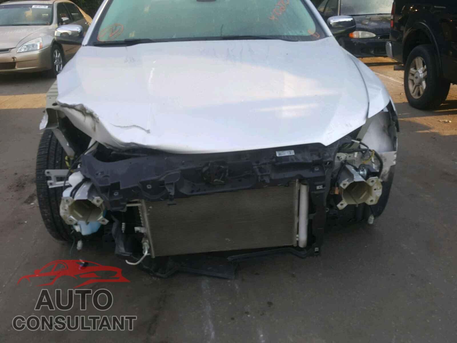 FORD TAURUS 2017 - 1FAHP2F86HG117730
