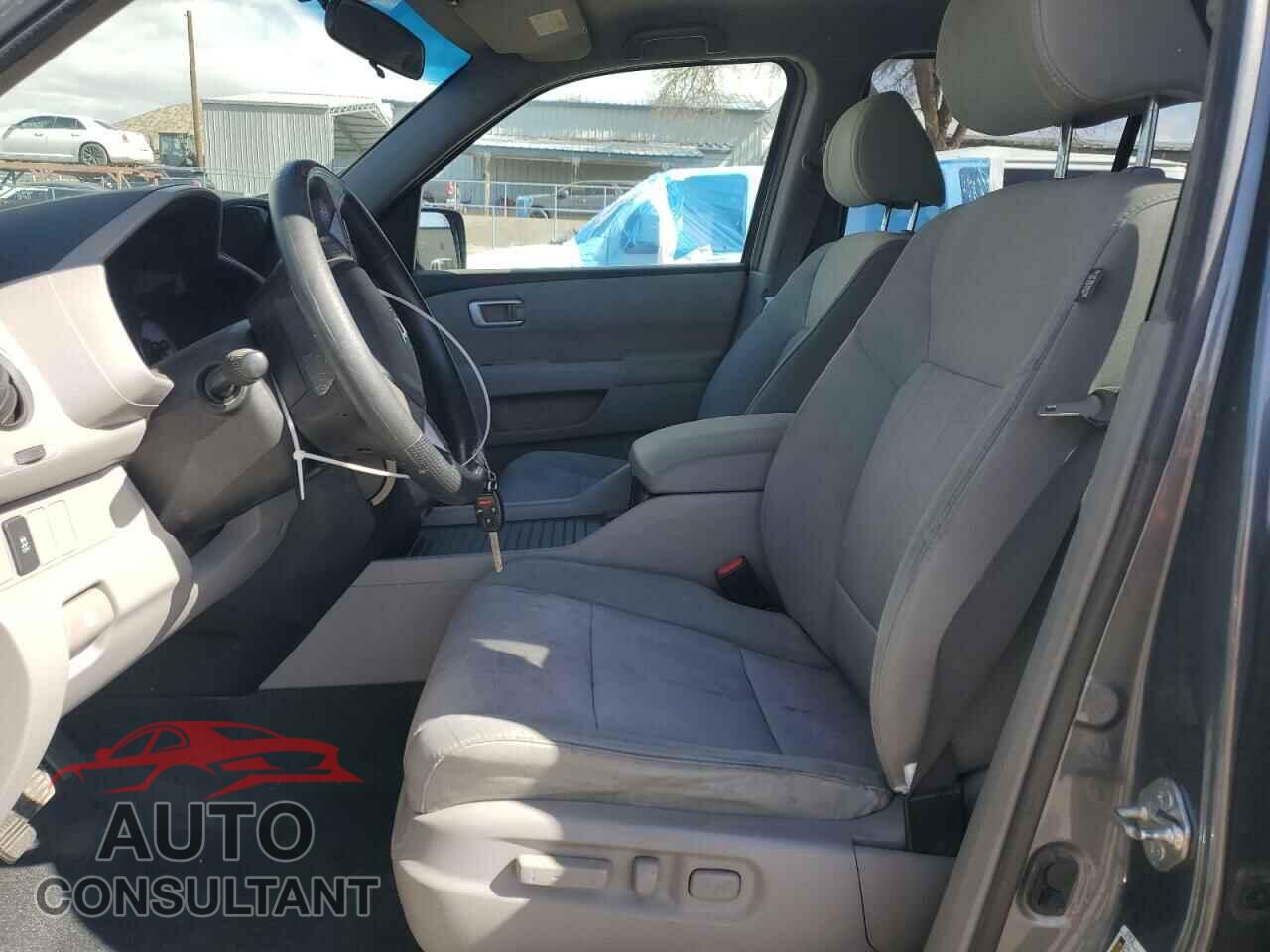 HONDA PILOT 2013 - 5FNYF3H49DB016263
