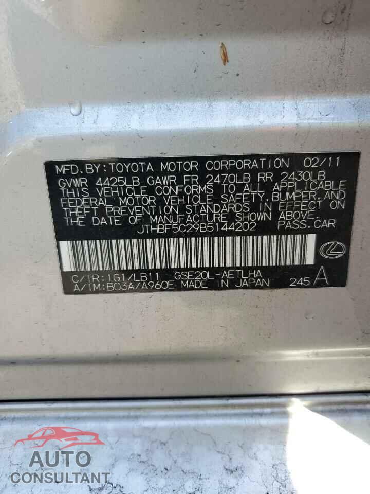LEXUS IS 2011 - JTHBF5C29B5144202