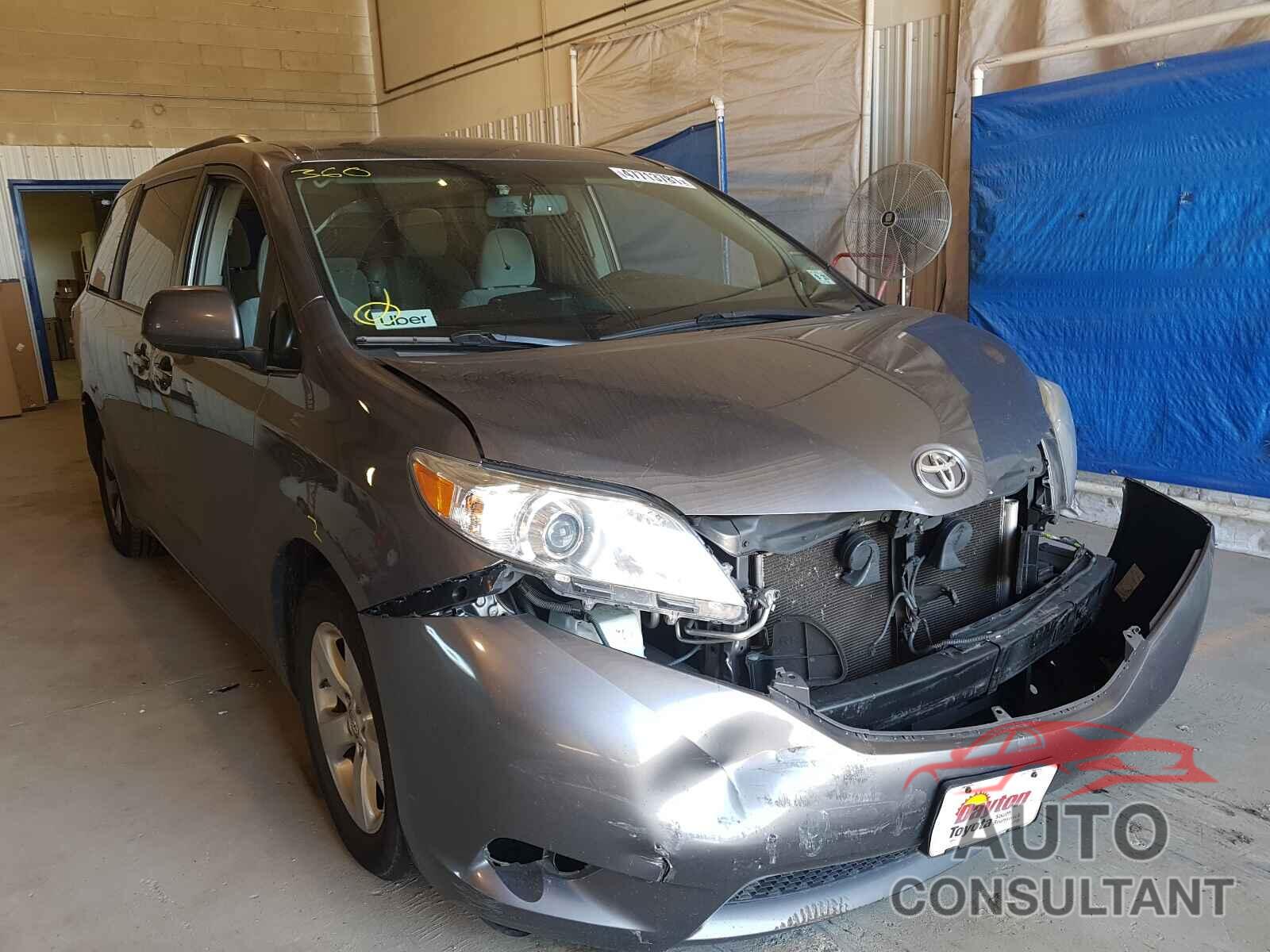 TOYOTA SIENNA 2017 - 5TDKZ3DC4HS768514