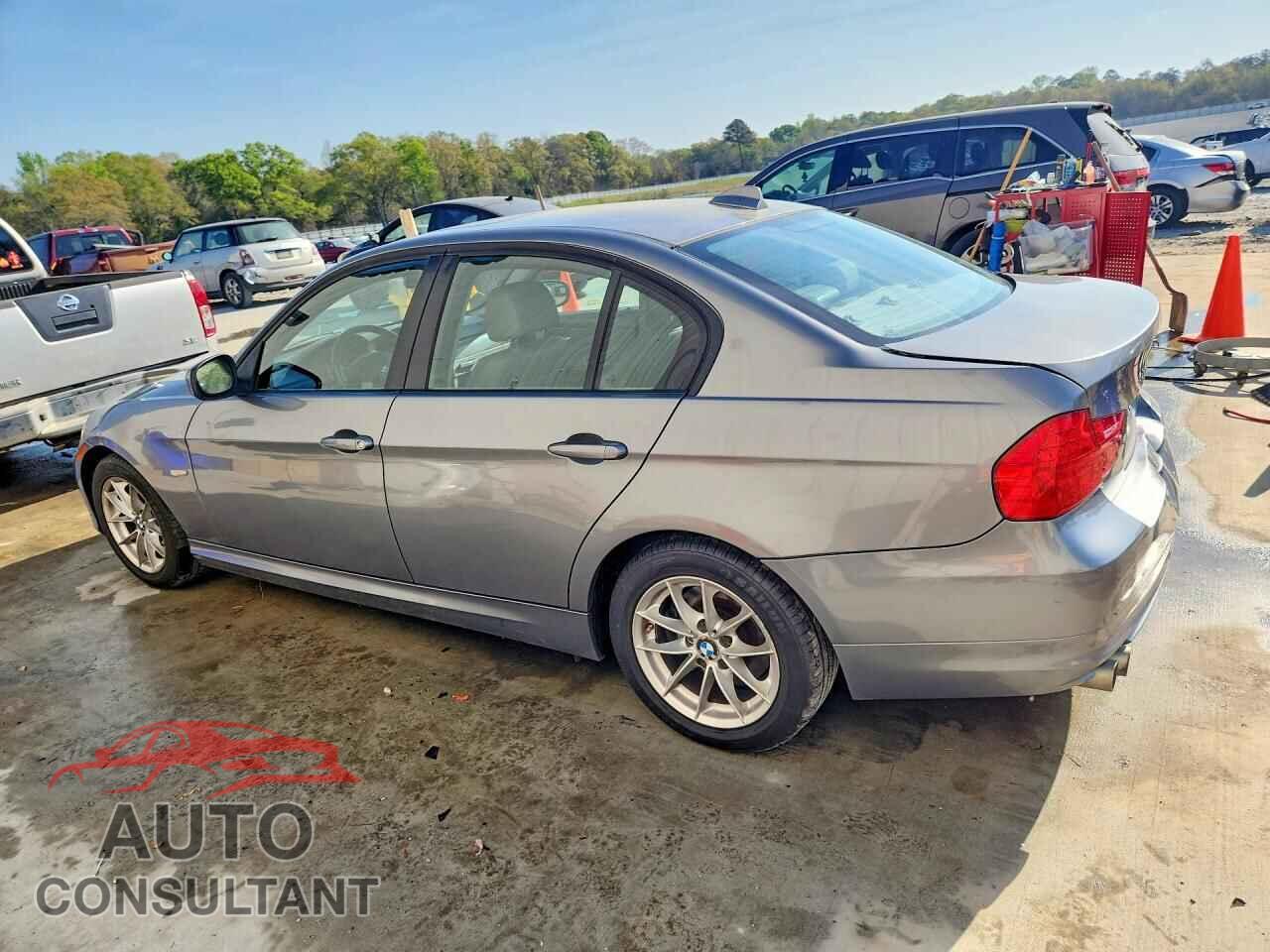 BMW 3 SERIES 2010 - WBAPH7G57ANM48545