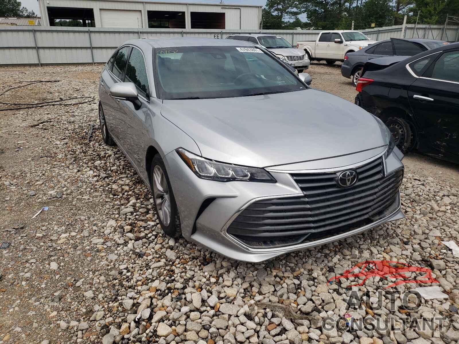 TOYOTA AVALON 2019 - 4T1BZ1FB7KU023716