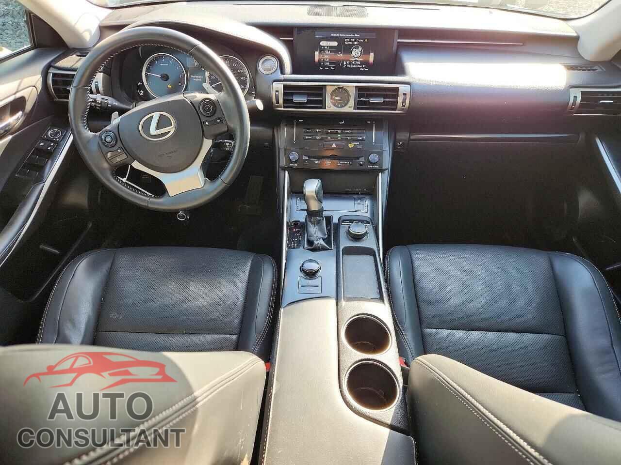 LEXUS IS 2014 - JTHCF1D24E5007295