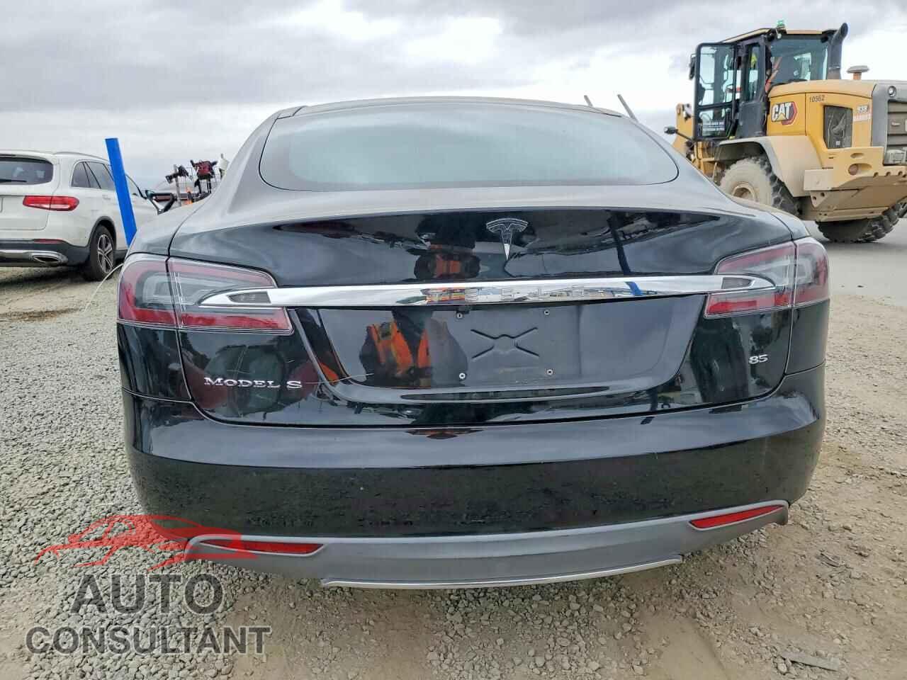 TESLA MODEL S 2013 - 5YJSA1CN6DFP26679
