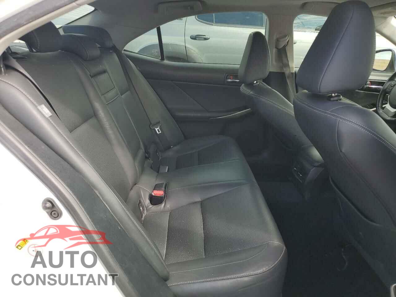 LEXUS IS 2015 - JTHBF1D24F5048720