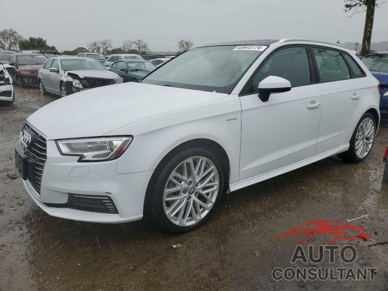 AUDI A3 2018 - WAUUPBFF9JA078547