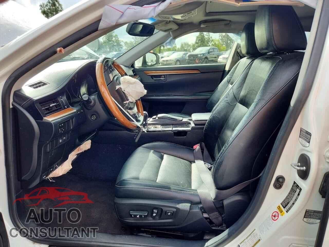 LEXUS ES300 2013 - JTHBW1GG5D2021046