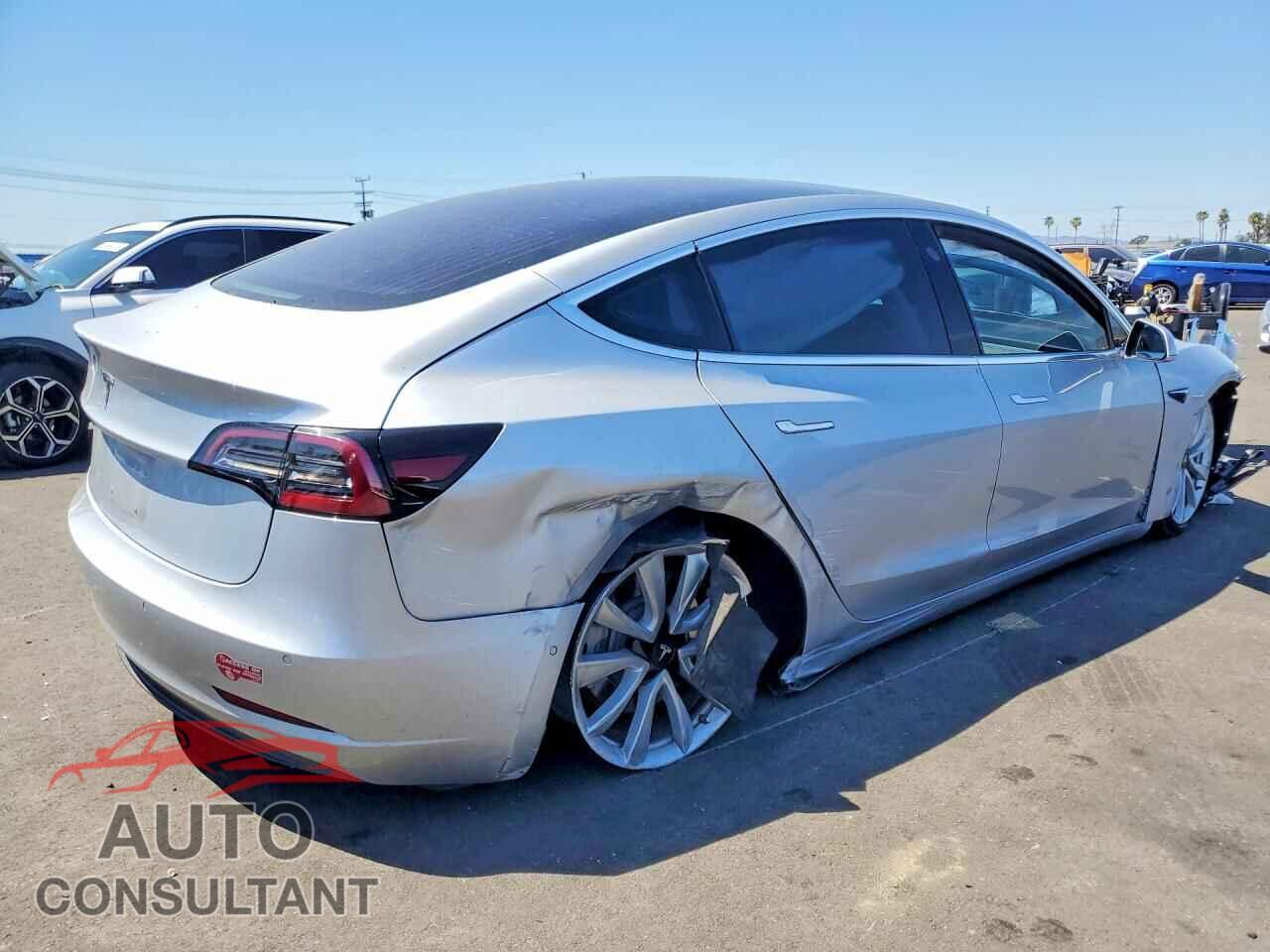 TESLA MODEL 3 2018 - 5YJ3E1EA7JF029973