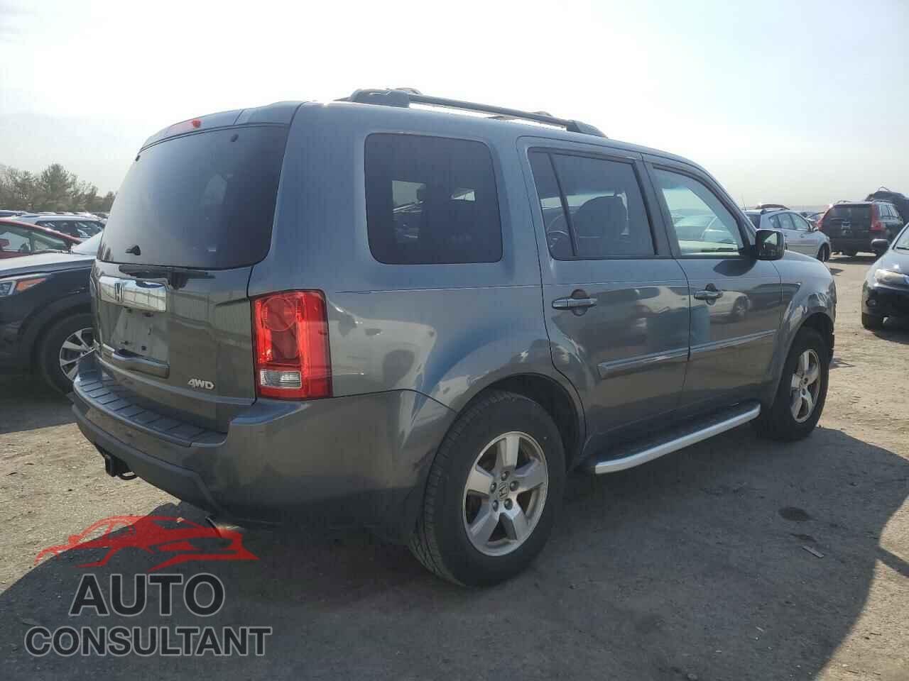 HONDA PILOT 2011 - 5FNYF4H74BB047126