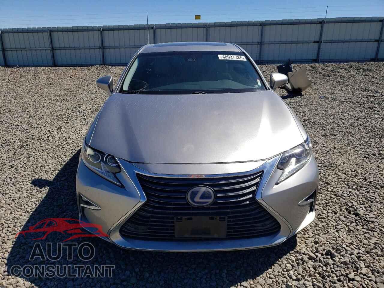 LEXUS ES300 2017 - JTHBW1GG0H2146669