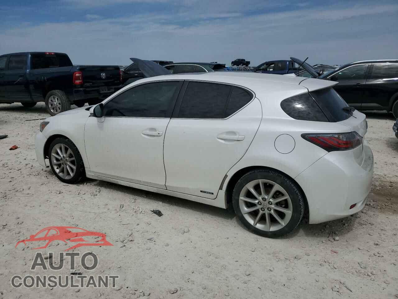 LEXUS CT 200 2012 - JTHKD5BH7C2072771