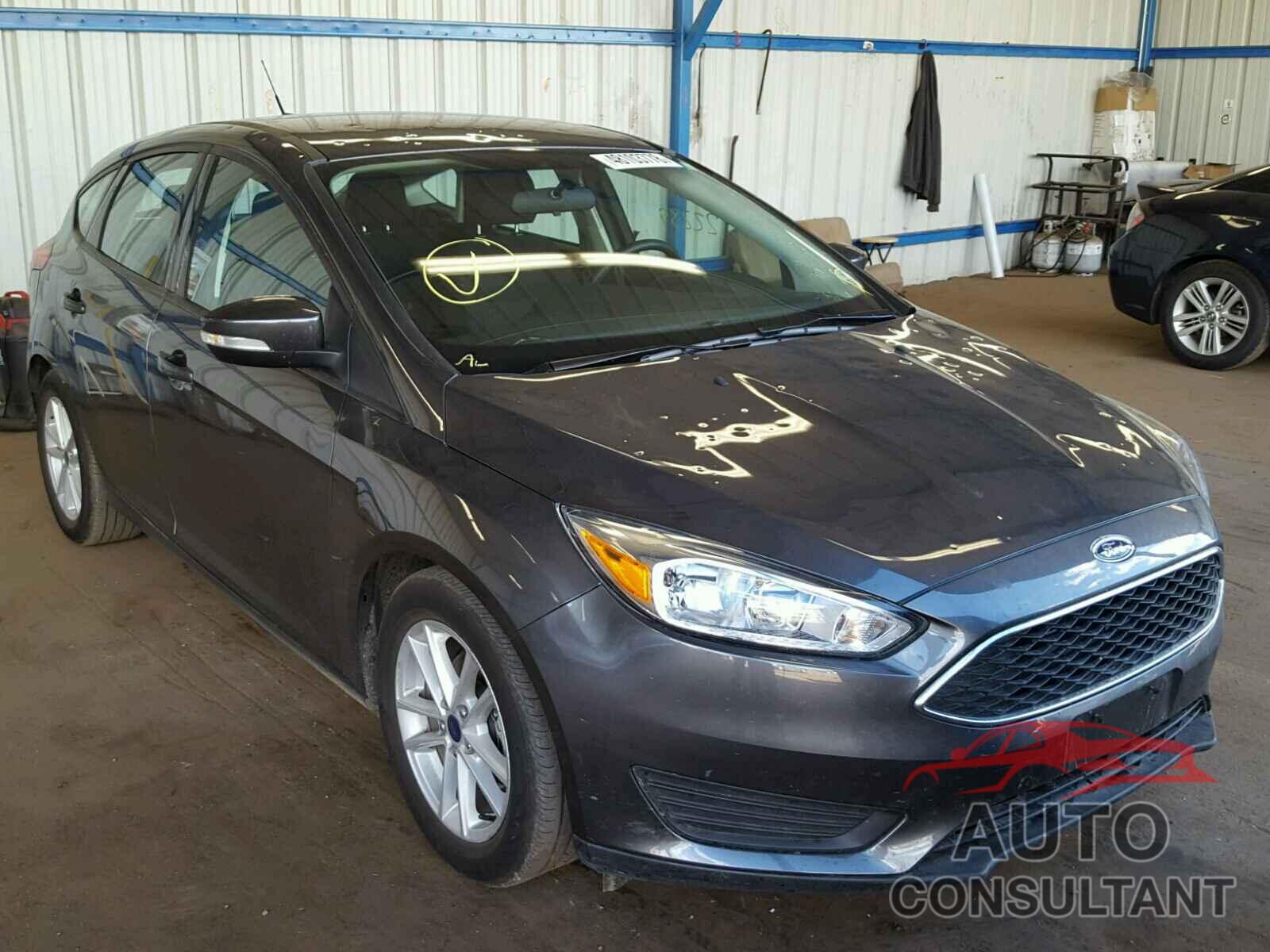 FORD FOCUS 2017 - 1FADP3K2XHL245224