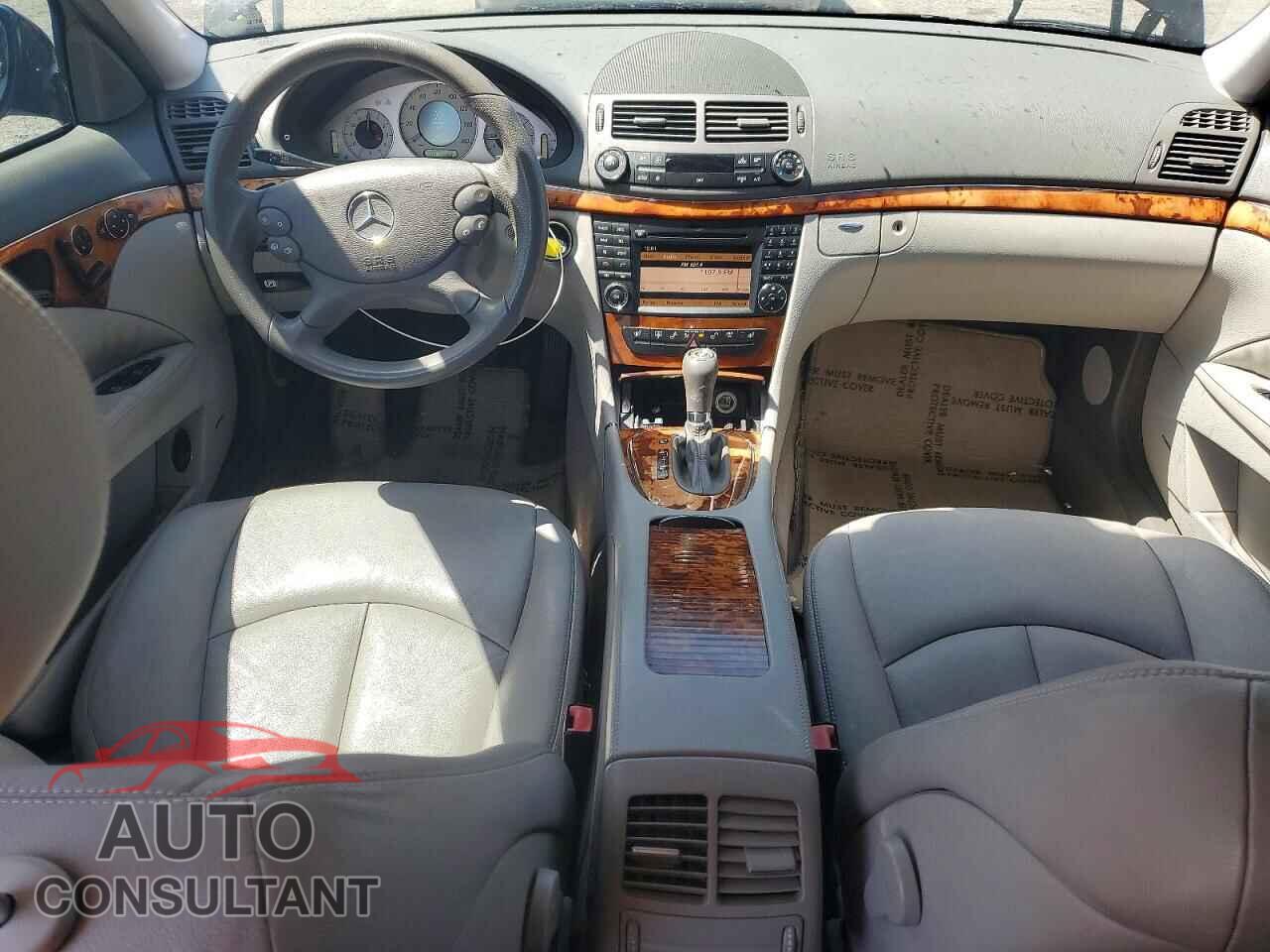 MERCEDES-BENZ E-CLASS 2009 - WDBUF56X59B366649