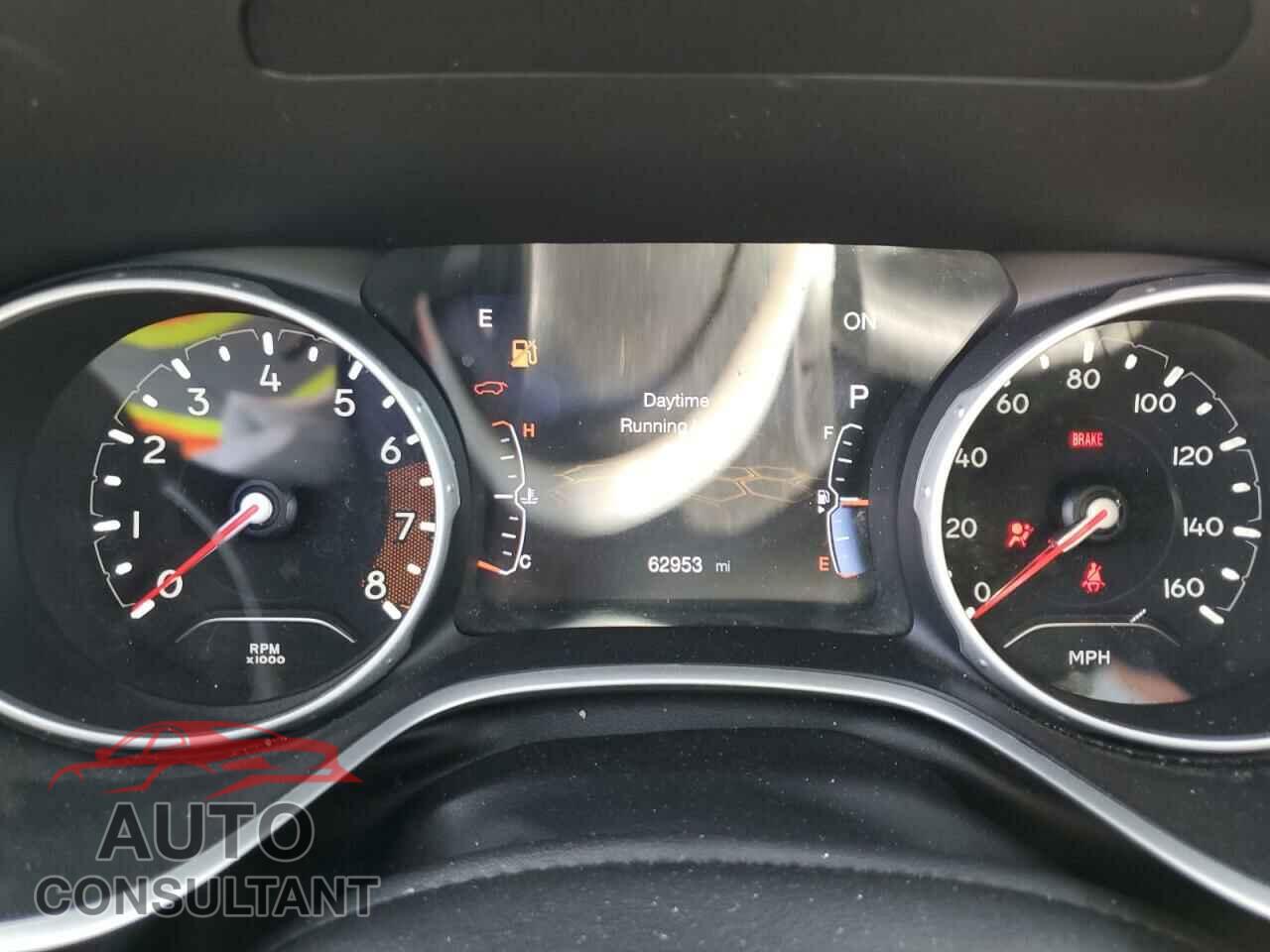 JEEP COMPASS 2021 - 3C4NJDCB1MT512317