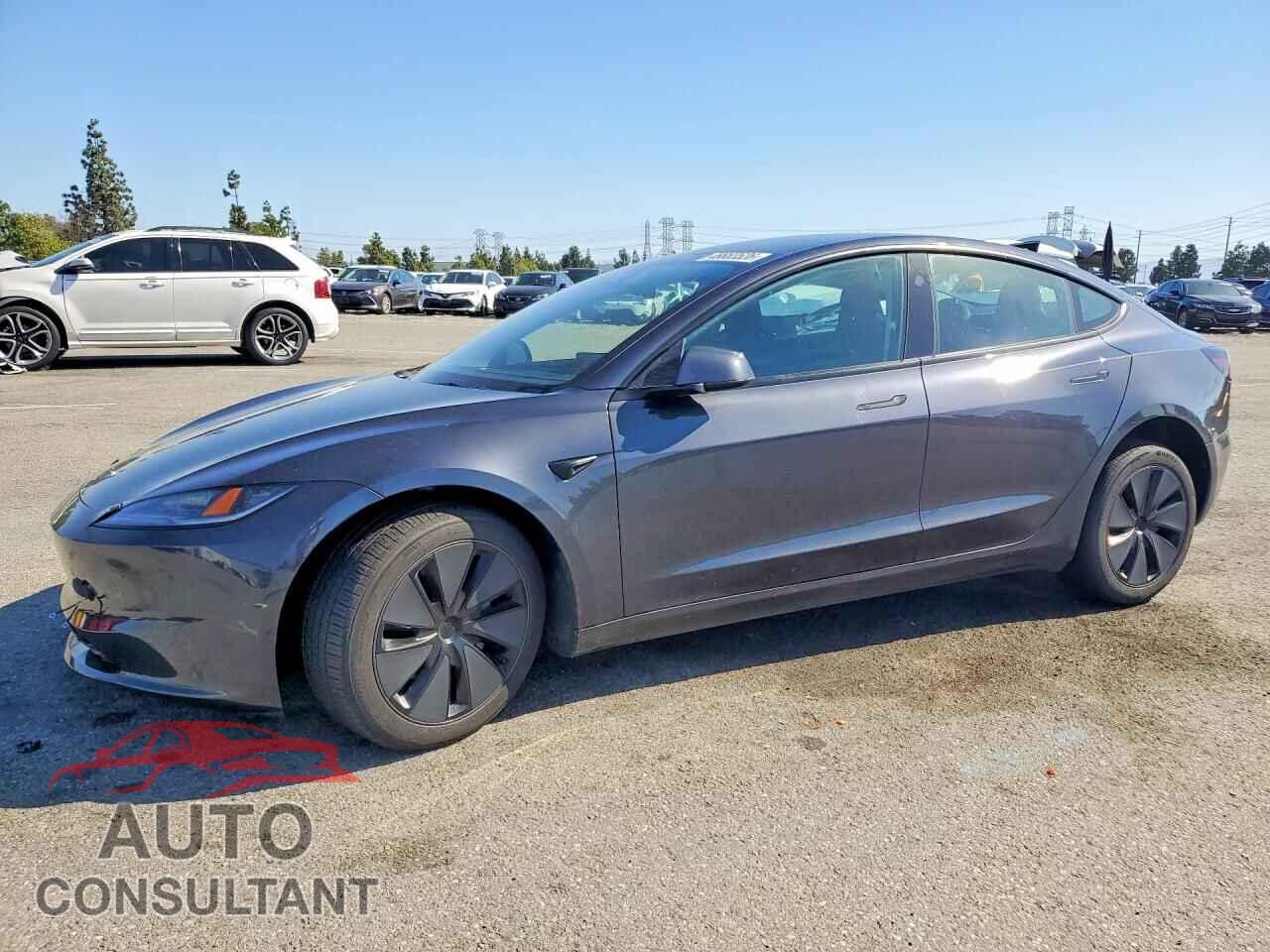 TESLA MODEL 3 2025 - 5YJ3E1EA1SF043577