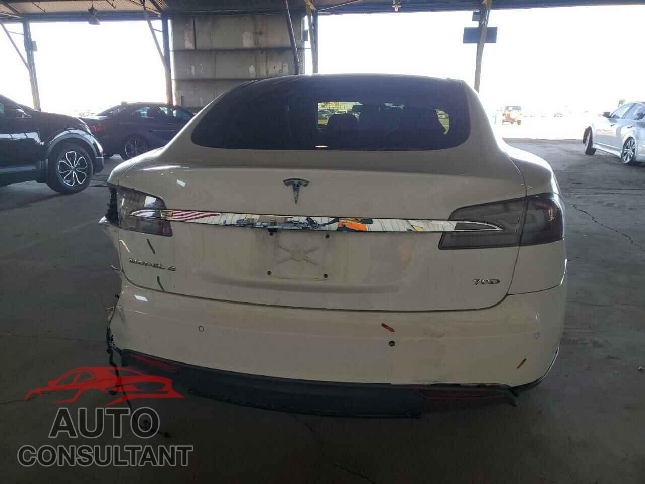 TESLA MODEL S 2015 - 5YJSA1S24FF091486