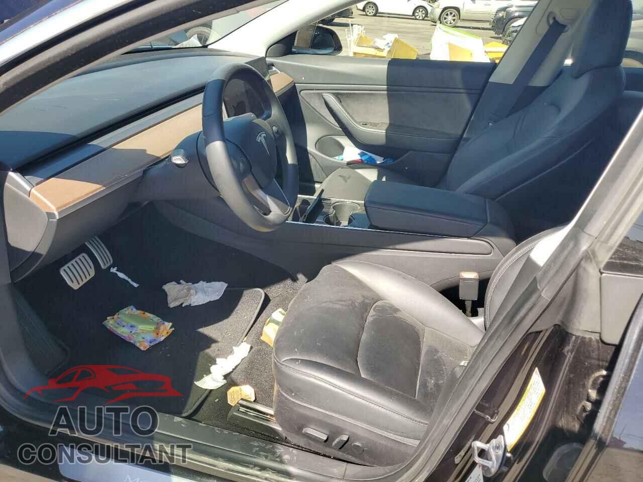 TESLA MODEL 3 2018 - 5YJ3E1EB2JF082637