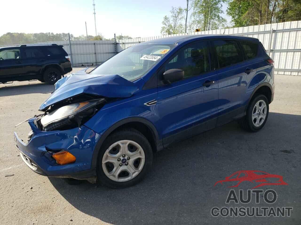 FORD ESCAPE 2018 - 1FMCU0F71JUA69002