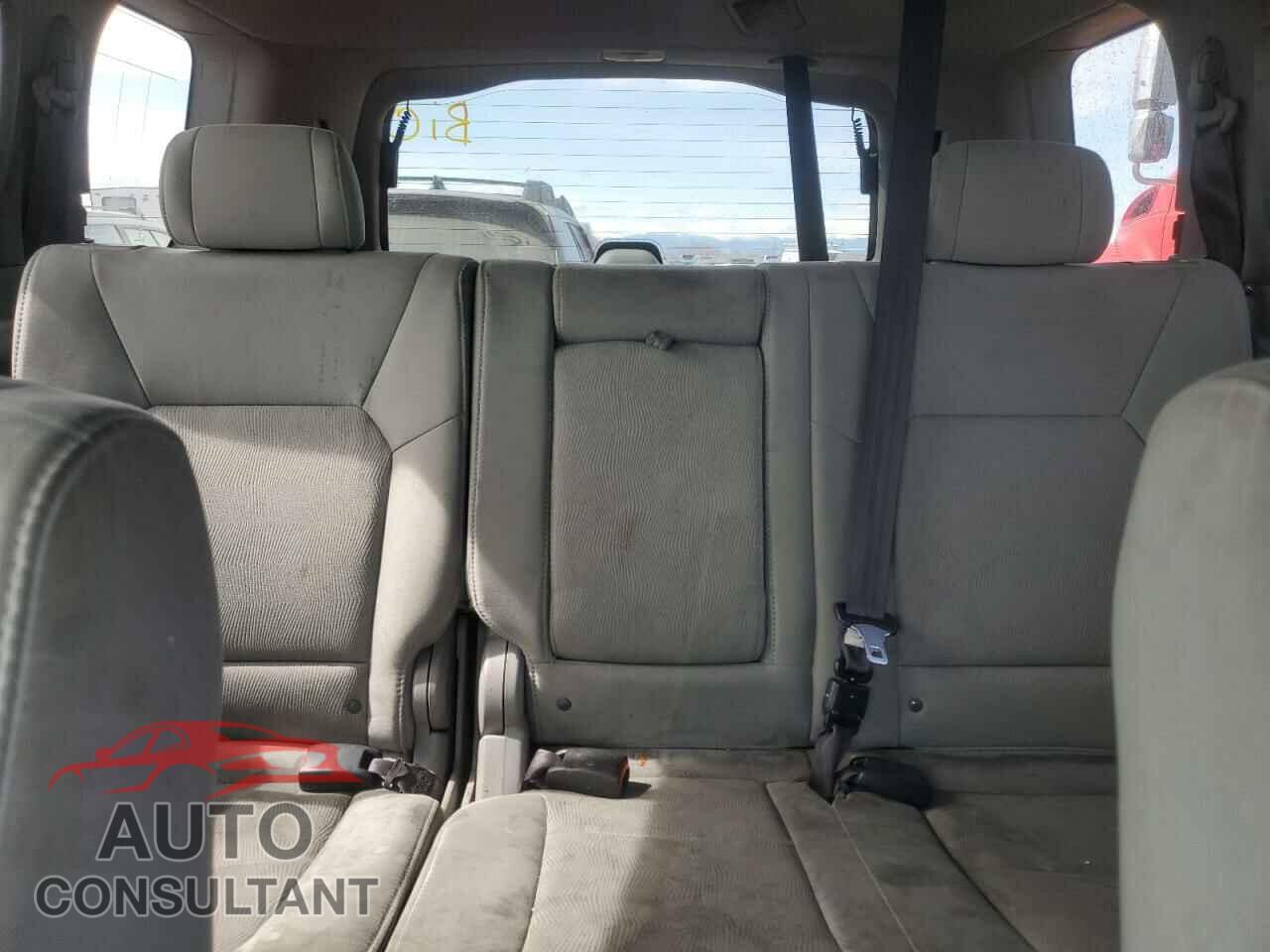 HONDA PILOT 2011 - 5FNYF3H23BB054809