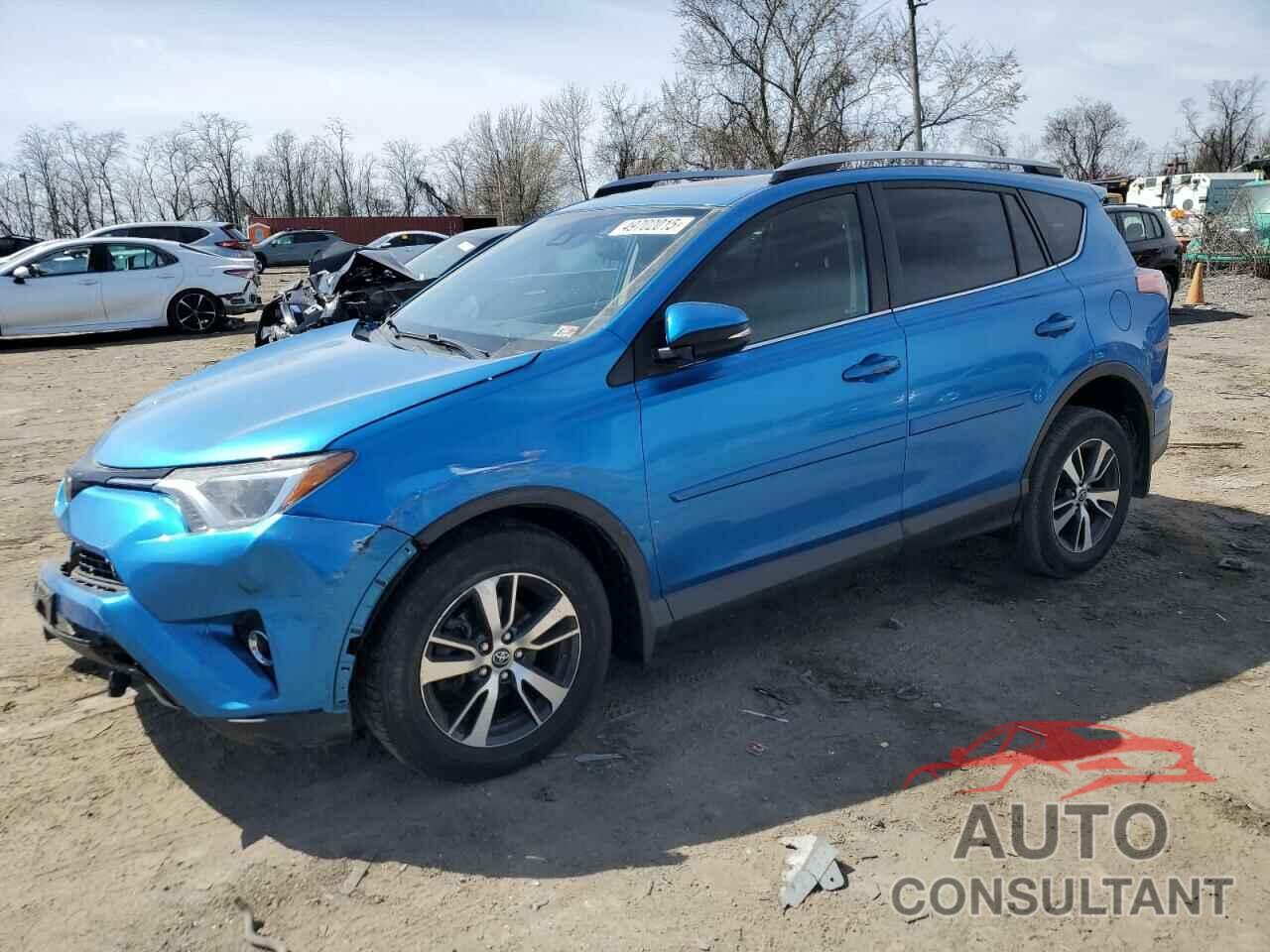 TOYOTA RAV4 2017 - JTMRFREV9HJ123431