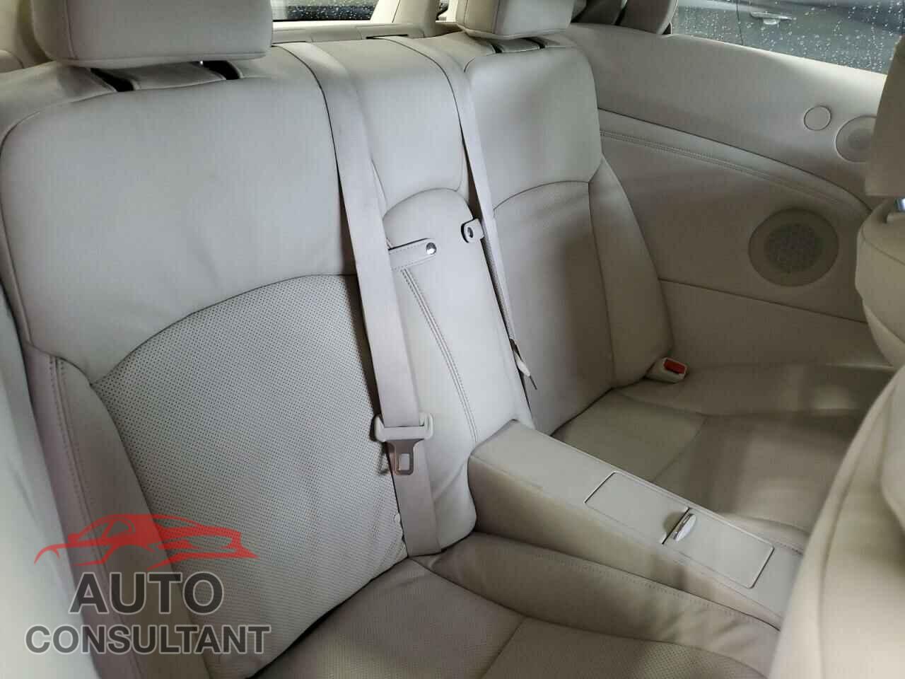 LEXUS IS 2011 - JTHFF2C24B2521178