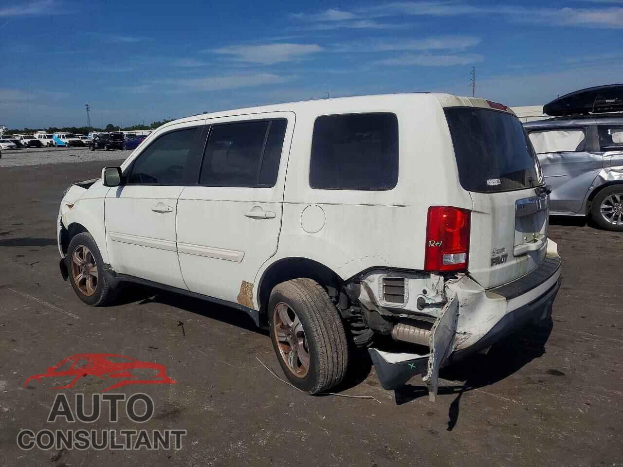 HONDA PILOT 2015 - 5FNYF3H34FB034065