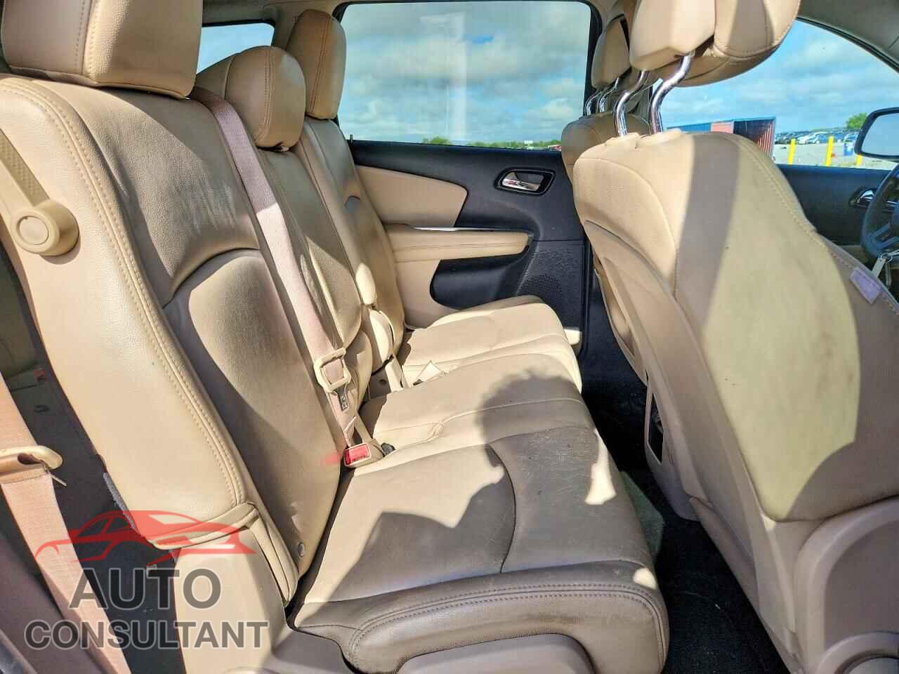 DODGE JOURNEY 2013 - 3C4PDCBG2DT507067