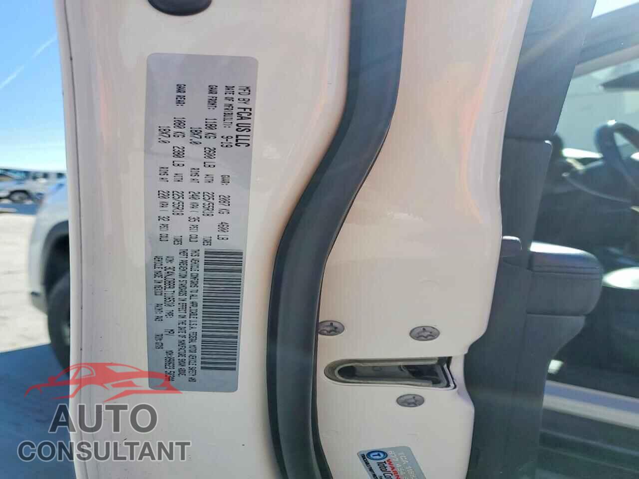 JEEP COMPASS 2020 - 3C4NJDBB9LT116510