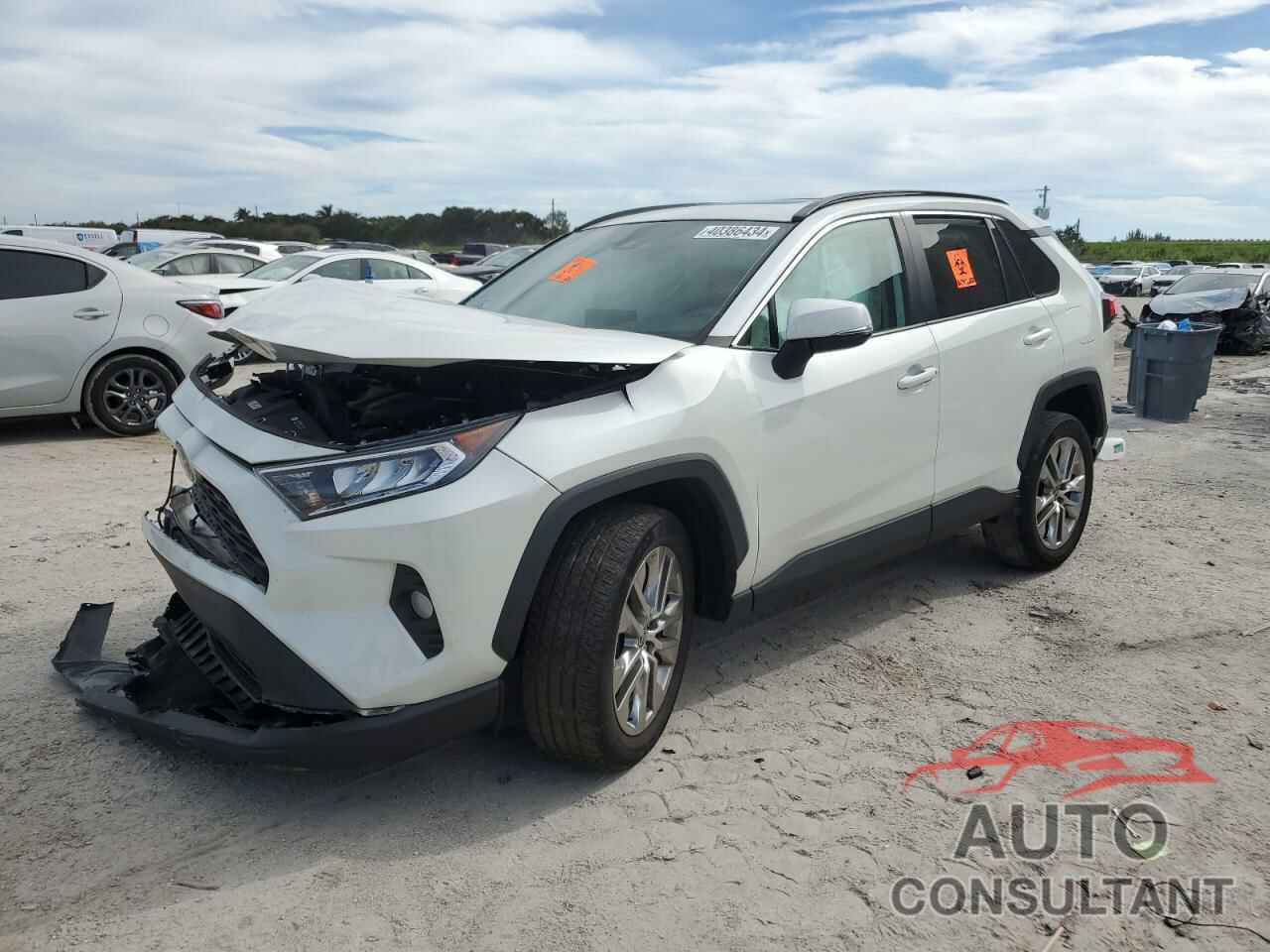 TOYOTA RAV4 2021 - 2T3C1RFV0MW147163